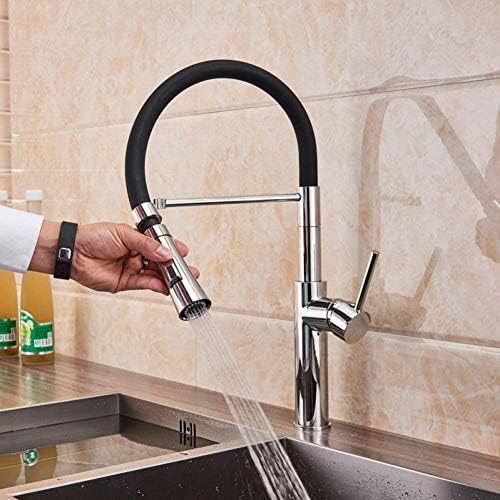 Mitigeur de cuisine à levier unique et tuyau flexible noir pour un nettoyage précis