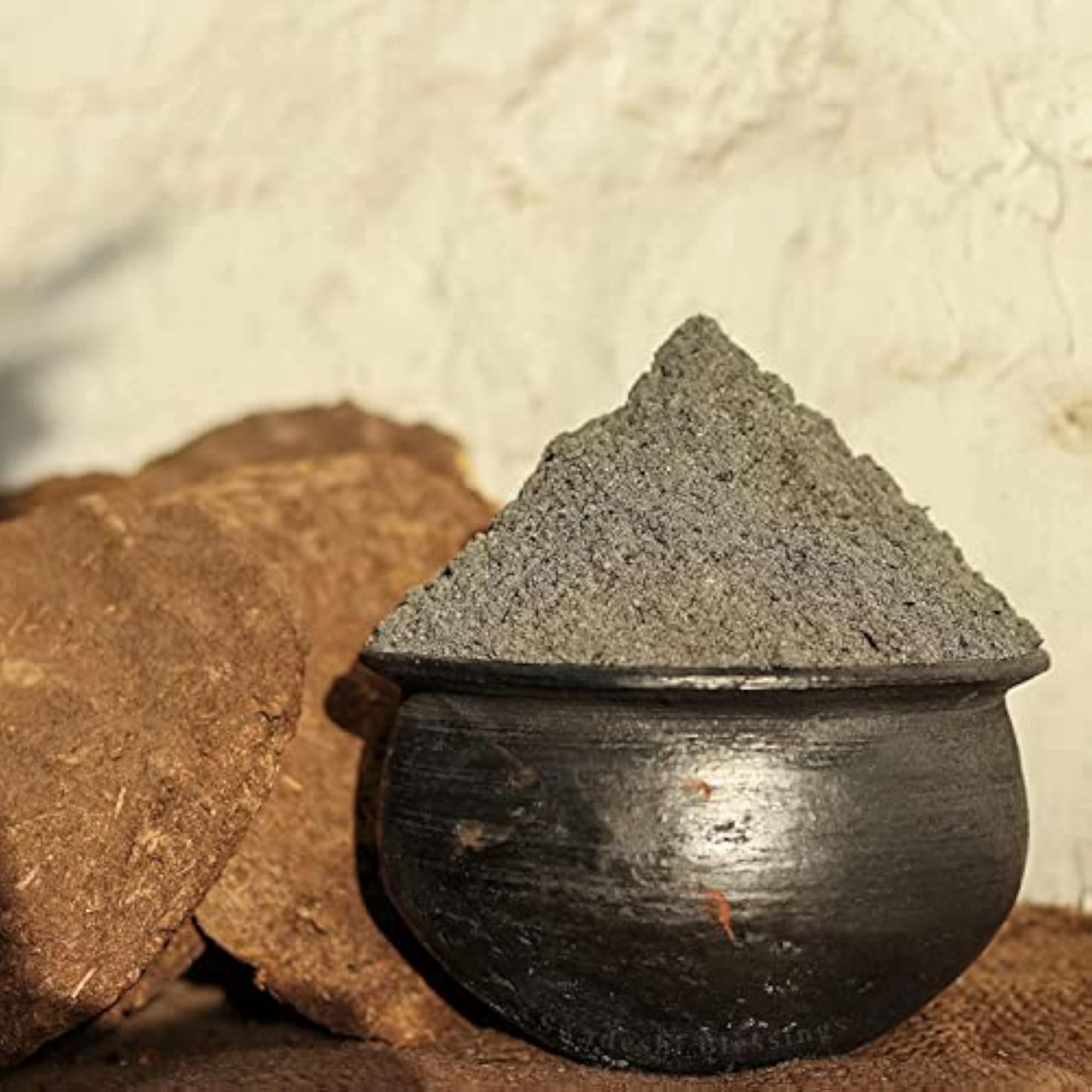 Organic Wood & Cow Dung Ash for Eco-Friendly Dish Washing
