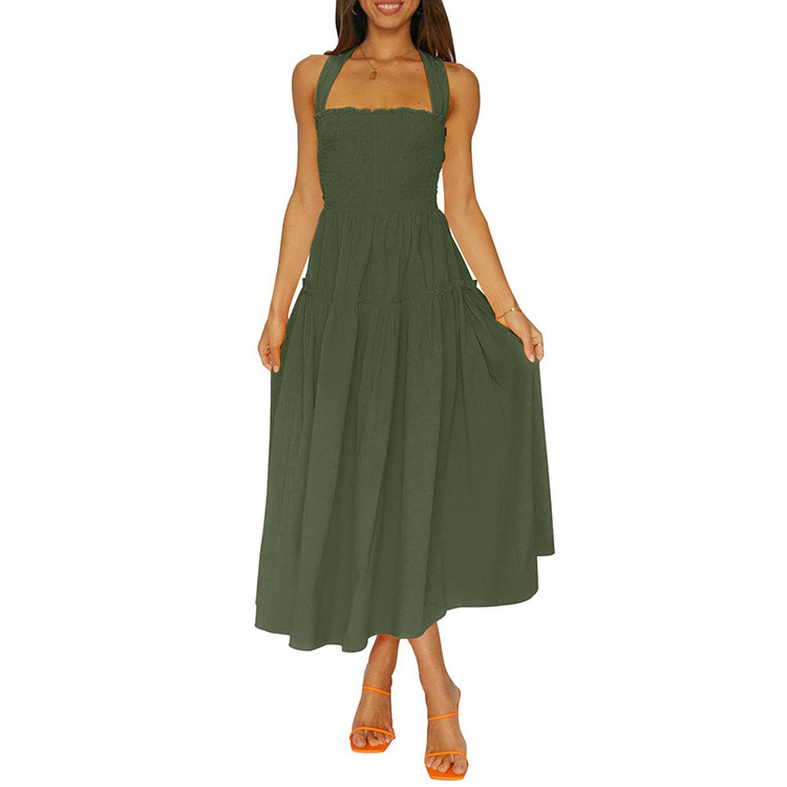 Robe mi-longue smockée style bohème chic idéale pour vos soirées d'été