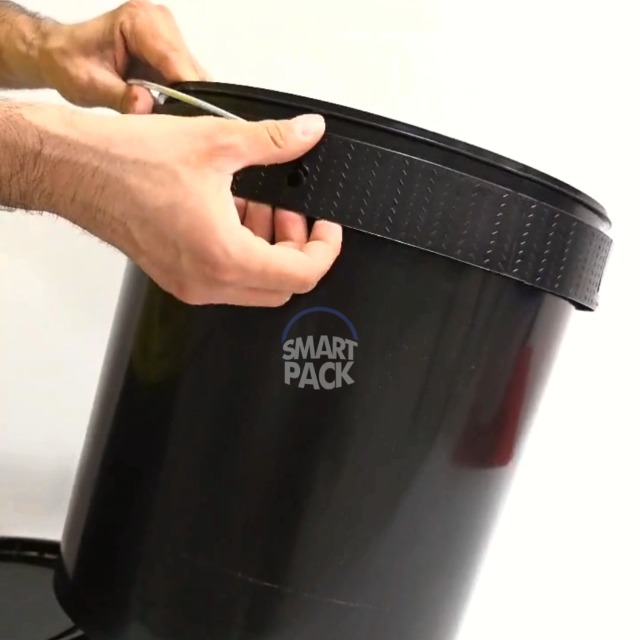 Winco Secchio In Plastica 14 Litri Con Beccuccio Versatore - Grigio - Per Pulizia E Ristorazione - Graduato - 4
