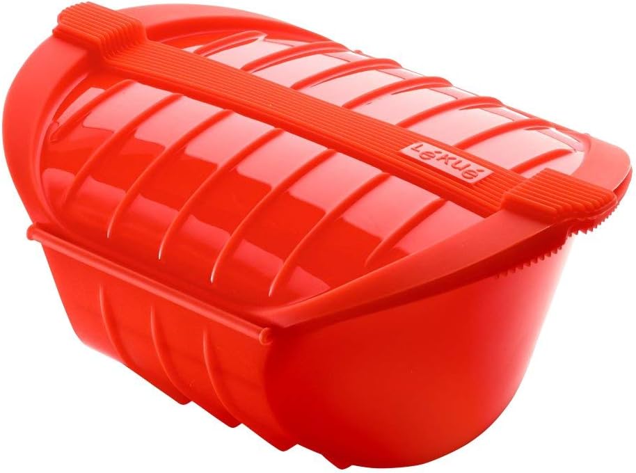 Lékué - Deep Microwave Steam Cooker 3-4 p. silicone Red, 1 liter