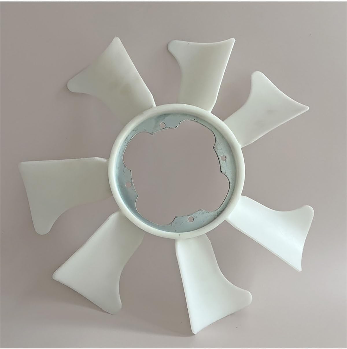 Cooling Fan Engine Radiator For Patrol 1997 1998 1999 2000 2001 2002 2003 Cooling Fan 21060-36J01 Engine Radiator
