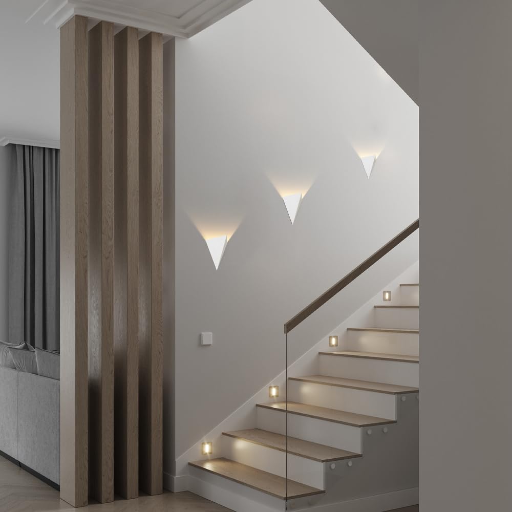 Lampa ścienna w kształcie wachlarza, biała metalowa lampa, lampka nocna, żarówki LED 7 W - geometryczne oświetlenie 3000 K do sypialni, salonu, przedpokoju