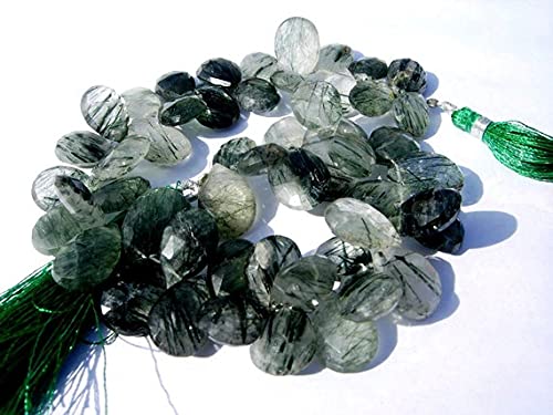 Quartz rutilé vert noir briolette poire pour composer vos colliers d'été