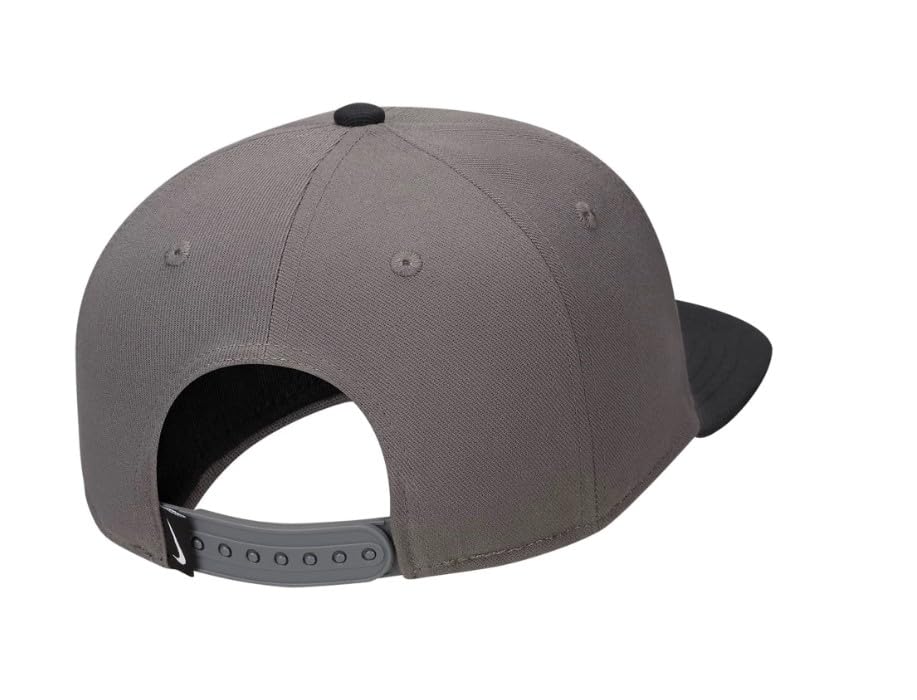 Image of Nike Dri-FIT PRO Futura Adjustable Flat Bill Snapback Hat