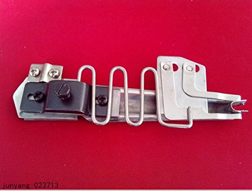 Bottom view of the DAYU 101 Right Angle Binder showing mounting screws