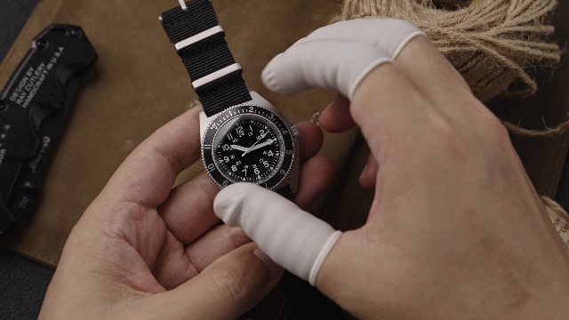 Amazon.com: watchdives VH31 Quartz Watch, WD1972 Military Diver