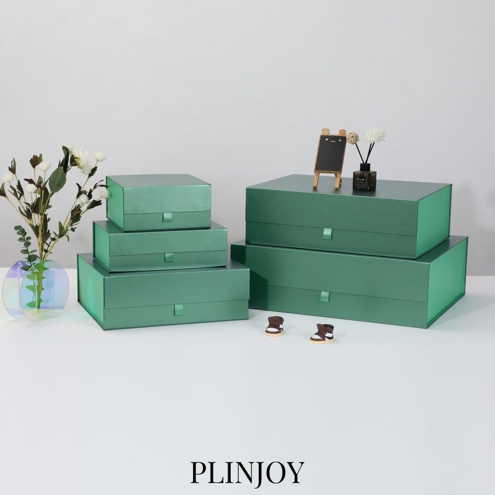 Large Gift Box 13.5x11.8x4.7 Inches, Green Gift Boxes for Presents with Magnetic Closure Lid, Luxury Gift Box Rectangle Collapsible Boxes for Gift Packaging