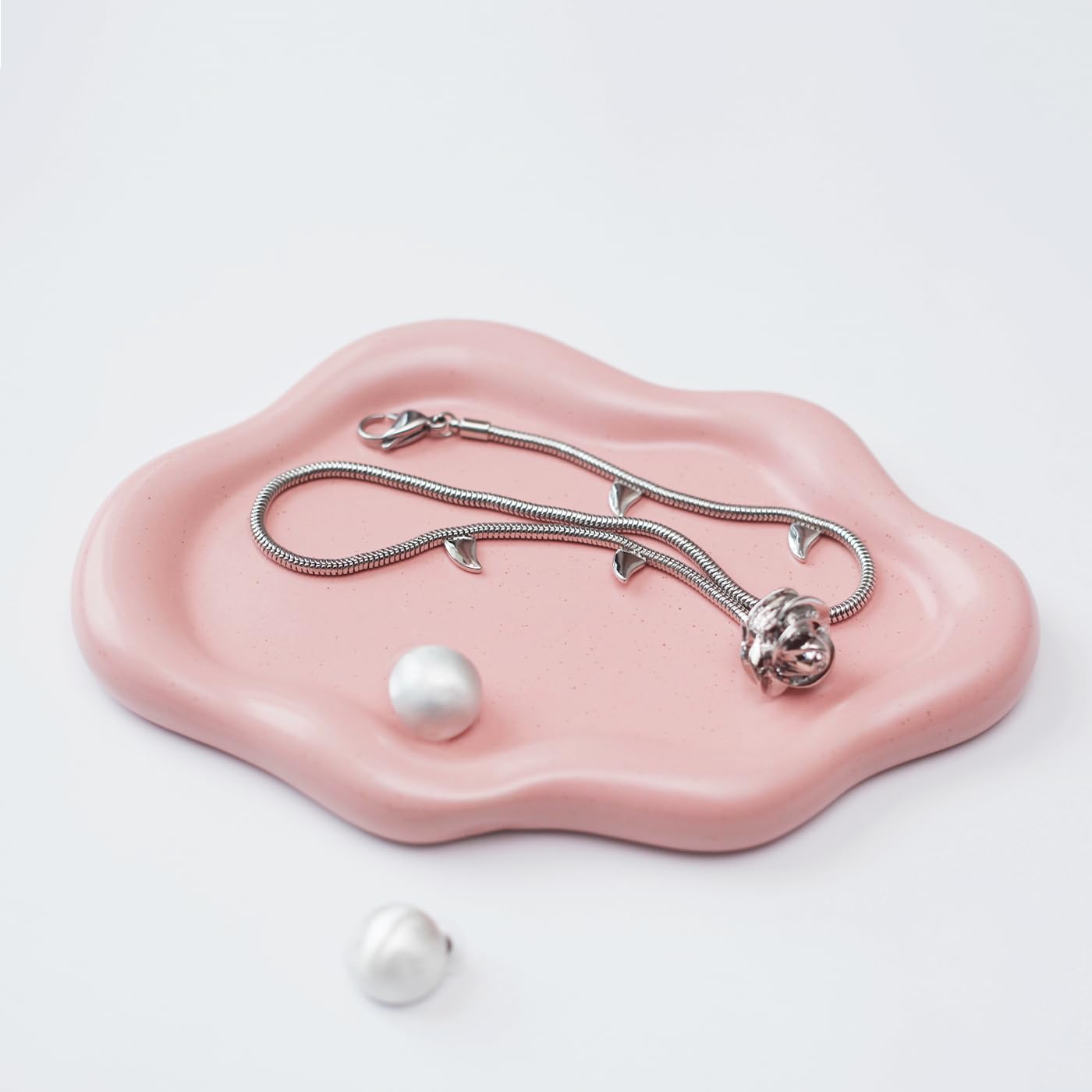 MDFAYE Jewelry Dish Trinket Tray for Women, Ring Dish Holder, Unique Cloud Shape Ceramic Plate Cute Things Vanity Aesthetic Room Decor Mother's Day