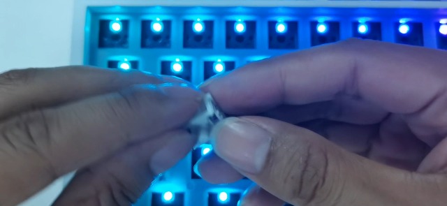 808707_4