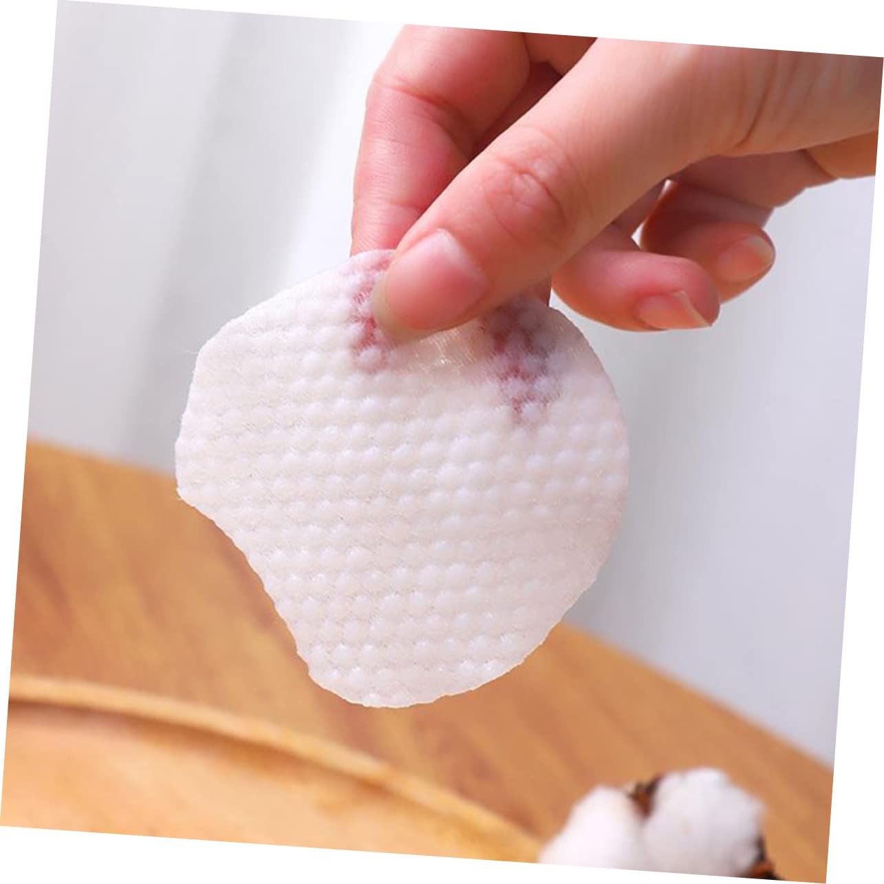 Healeved 1200pcs Semicircular Makeup Remover Pads Skin-Friendly Face Cleansing Pads Large When Soaked Travel