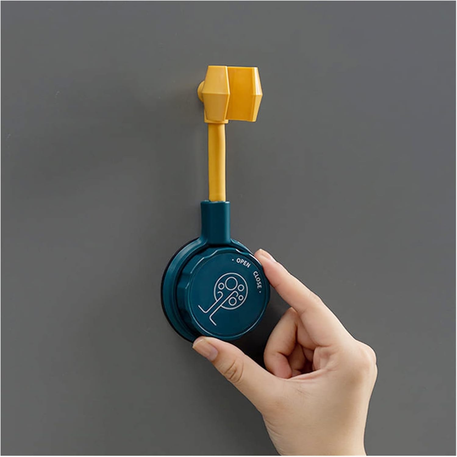 360° Bathroom Bracket Universal Adjustable Hand Shower Holder Suction Cup Bath Showers Holder Artifact Punch-Free Not Fall Off Shower Installation Bracket(Chrome)