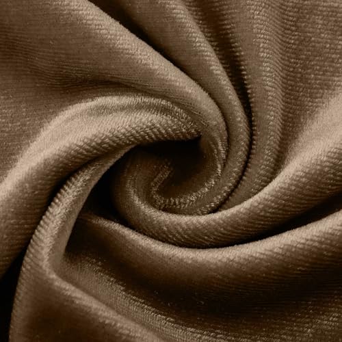 Robe en velours à col bénitier extensible pour un confort drapé parfait