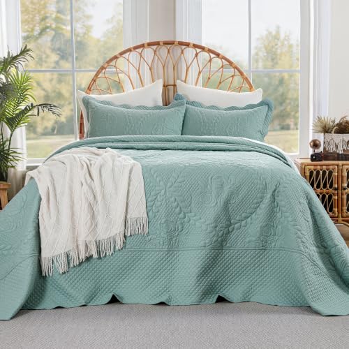 Image of EVENHUG Oversized King Bedspreads California King Quilt Set with Pillow Shams Extra Wide Large King Size Quilts Lightweight Coverlet Bedding Sets Aqua Sky 120 inchx120 inch