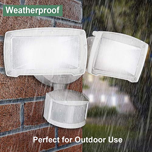 LED Solar Motion Sensor Flood Light, Motion Activated Outdoor Security Light with 2 Adjustable Heads, 950LM 5000K Daylight White Exterior Motion Detector Light Fixture for Patio Driveway Yard Garage