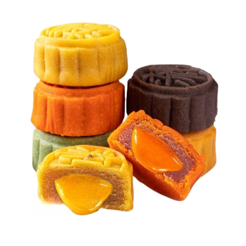 Chinese specialty mooncakes instant fruit mooncakes Mid Autumn gifts pack sweet cookies chocolate candy ready-to-eat delicious soft cakes Dim sum breakfast bread (Mix 3 flavors 6 packs)