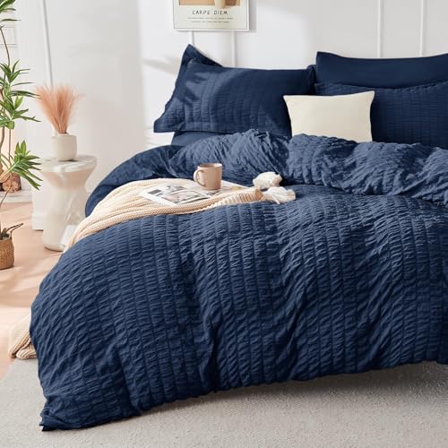HYMOKEGE Navy Blue Duvet Cover Queen Size, Ultra Soft 3-Piece Seersucker Duvet Cover Set with Zipper...