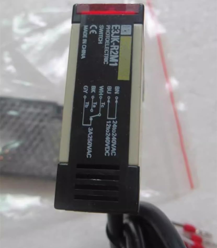 E3JK-R2M1 Photoelectric Switch Highly Anti-Interference Sensor Mirror Reflection Type