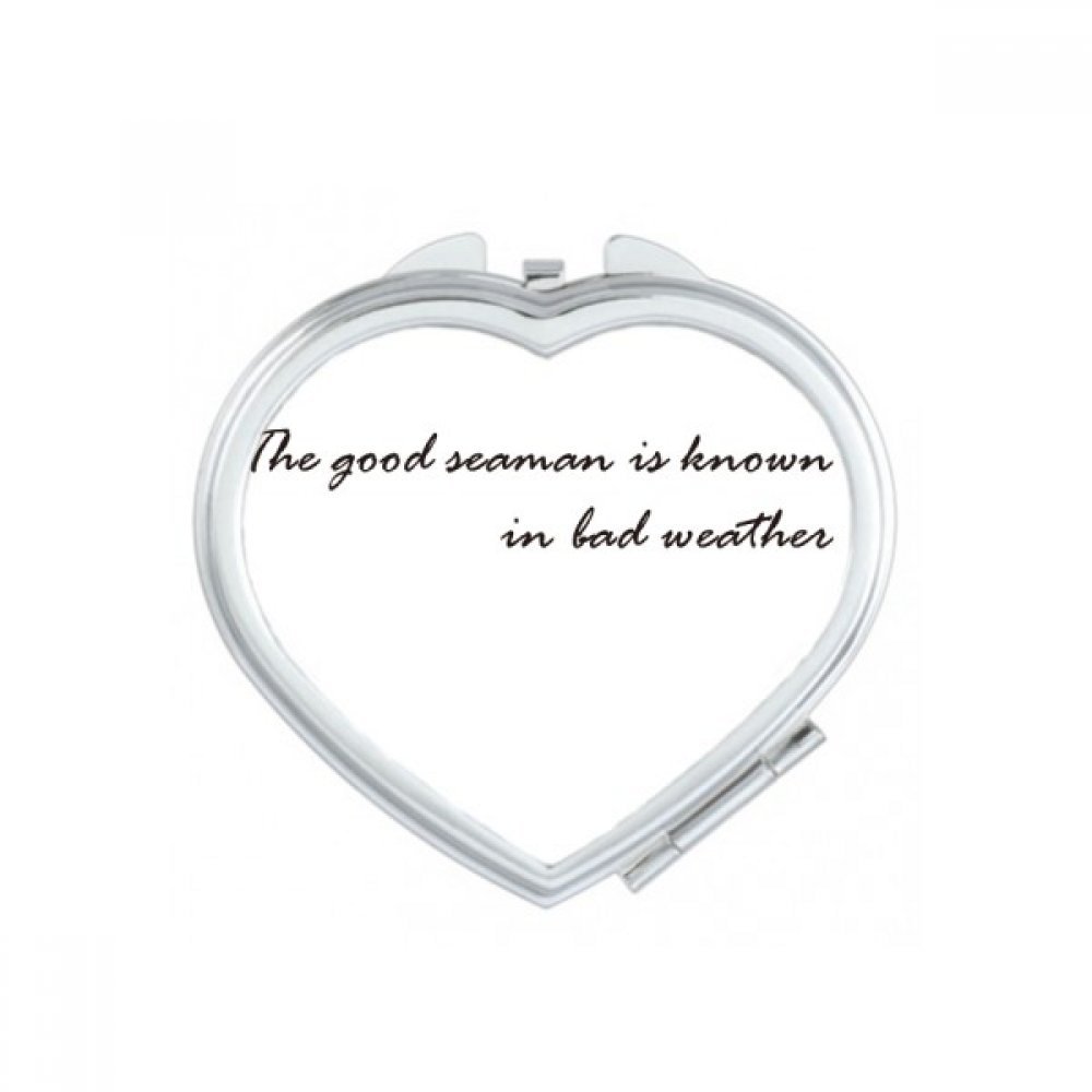 Petit miroir main mignon pour corriger son maquillage facilement en journée