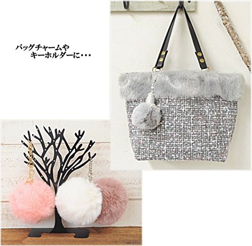 ♪586 ❤️ マスクチェーン　パール　ファー　ファーボール　ハンドメイド　秋冬 ♪586 ❤️ マスクチェーン パール ファー ファーボール ハンドメイド