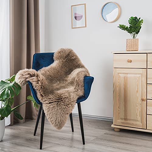 Decorating Sheepskins Premium Schaffell Echt Groß, Lammfell Echt Beige 100-110 cm, geruchlos, Fell für Stuhl, Alternative zu Kunstfell, Lammfell Teppich für das Sofa, Lammfelle, Schaffelle