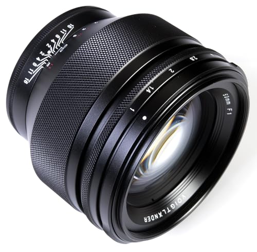 夜と言う名のレンズ Voigtlander NOKTON 50mm F1.1 Amazon.co.jp: VoightLander 単焦点レンズ NOKTON 50mm F1.1