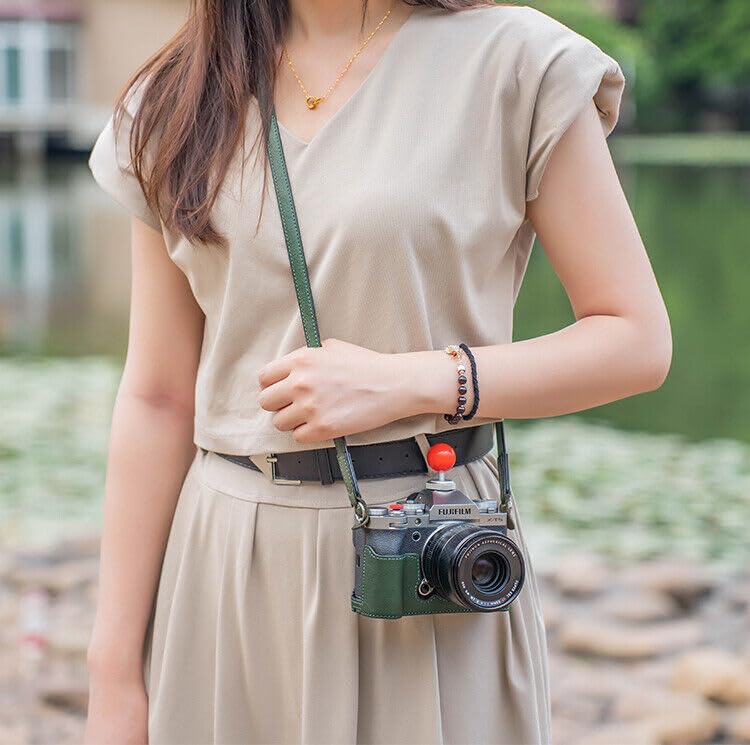 Genuine Leather Camera Half Case Cover Bag for XT5 X-T5 Camera (Retro Green (Case + Strap))