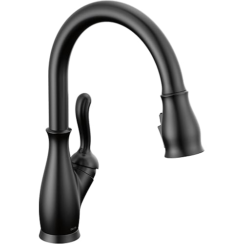 Delta Leland Matte Black Kitchen Faucet with Pull Down Sprayer, Traditional Single Hole Kitchen Sink Faucet, Single Handle, Matte Black 9178-BL-DST