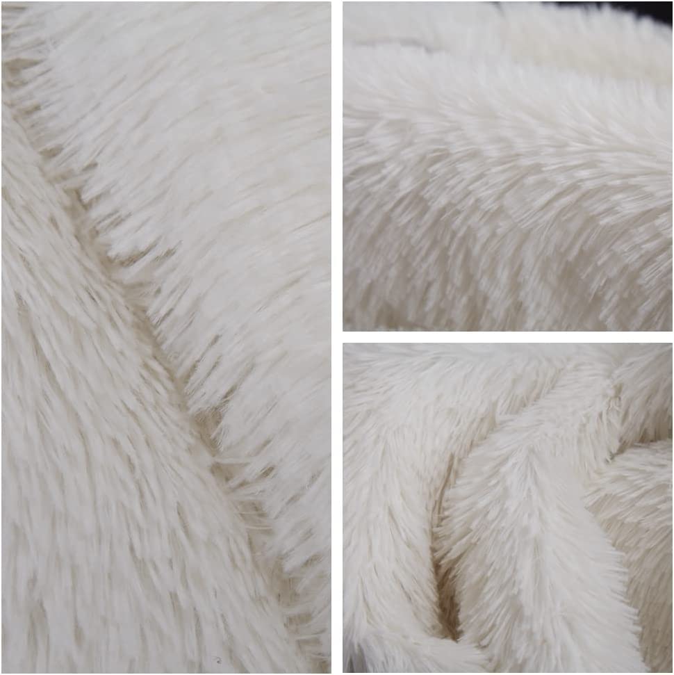 48 Inch White Christmas Tree Skirt, Faux Fur Plush Tree Skirt Christmas Decorations for New Year Home Holiday Wedding Party Christmas Tree Decorations