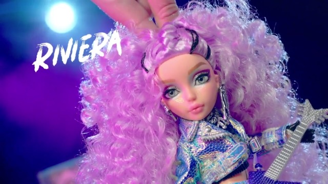 Mermaze Mermaidz Color Change Jordie Mermaid Fashion Doll with