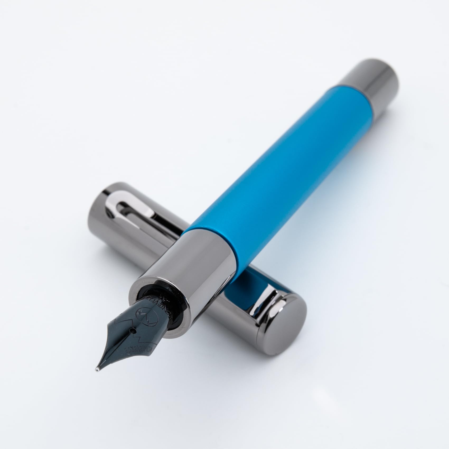 Monteverde USA Ritma Fountain Pen in Turquoise – Medium Nib, Balanced JoWo Stainless Steel, Refillable Ink Cartridge/Converter – Perfect for