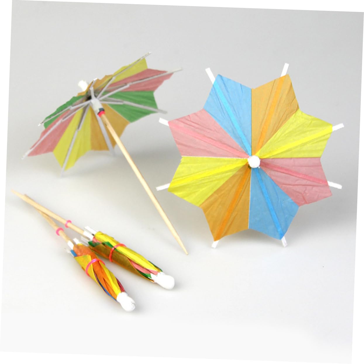 Cabilock 5 Ensembles Décorations Parasol pour Cocktails Cupcakes Accessoires Hawaïens pour Événements pour Gâteaux Fruits Boissons 100 Pièces * 5