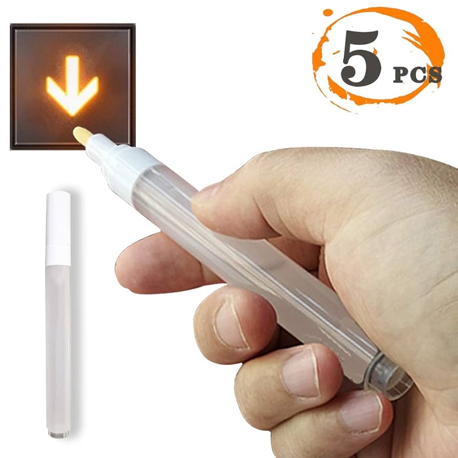 エレベーター等のヒンジ代わりに透明テープを使い作成したグライダー手渡し限定です。 エレベーター等のヒンジ代わりに透明テープを使い作成した