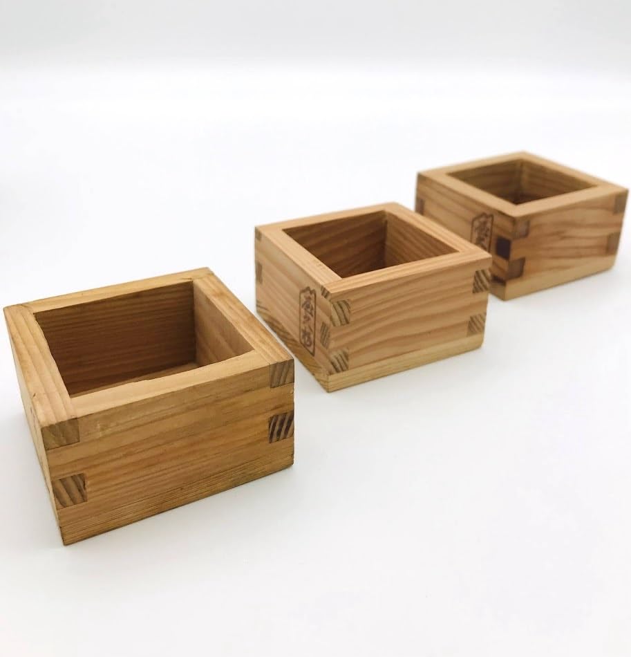 Amazon.co.jp: （R4-0347）屋久杉 銘木 ミニ升 3個セット 酒器 高級