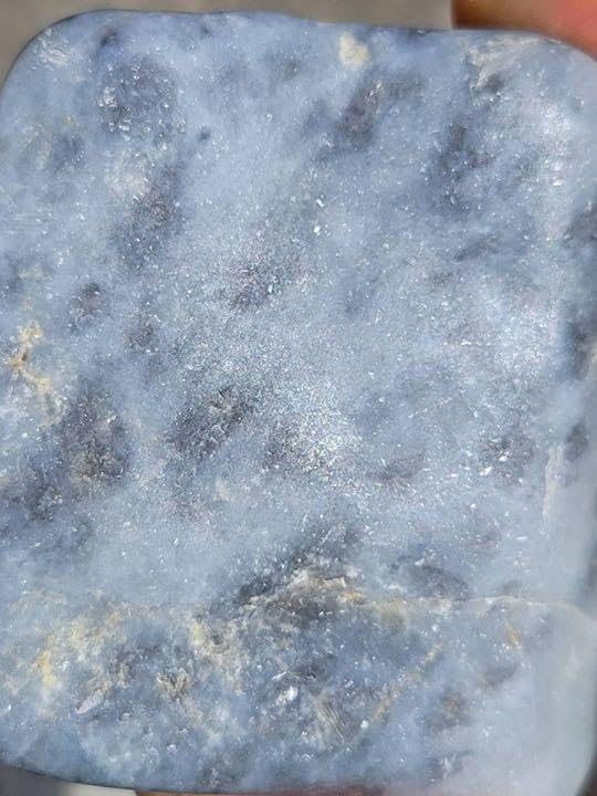 210g。親不知 歌 糸魚川 翡翠 原石 黒白翡翠 海石 <0202z原石・鉱石