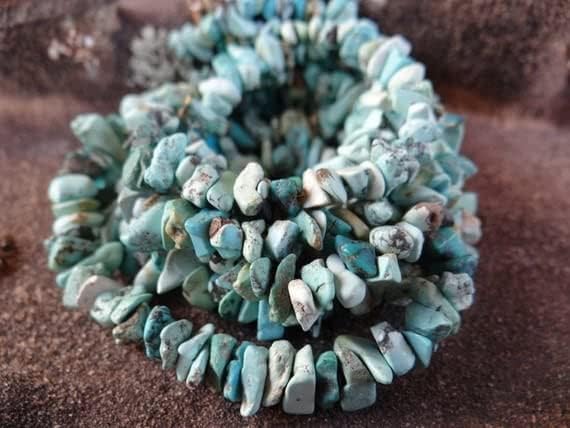 Persian turquoise matte chip beads LKBEADS 3-7mm pour création de collier
