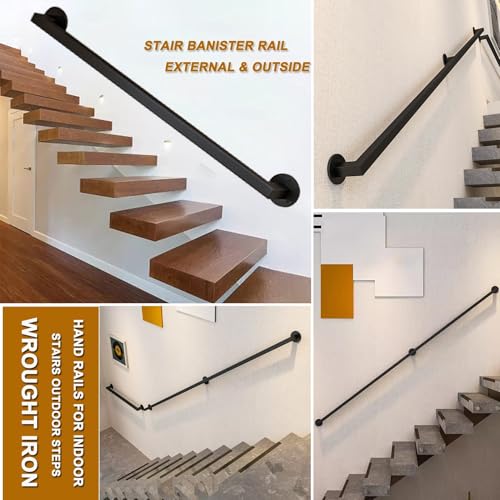 Rampe d'escalier en tuyau noir pour sécuriser les marches du salon au sous-sol avec style industriel