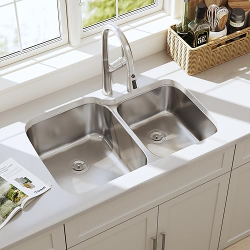 Blenzia 32 Inch Undermount Double Bowl 60/40 Kitchen Sink 18 Gauge Stainless Steel Curved Shape