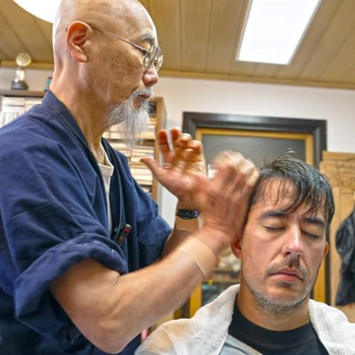 💈(ASMR) 105-Year-Old Japanese Barbershop Famous YouTuber Experiences The Skills of Veteran Barber