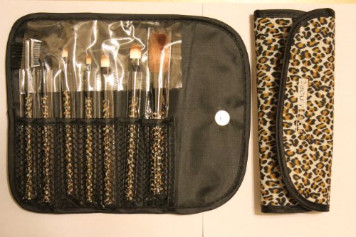 Beauty Treats 7 Piece Makeup Brush Set in a Leopard Print Brush Pouch