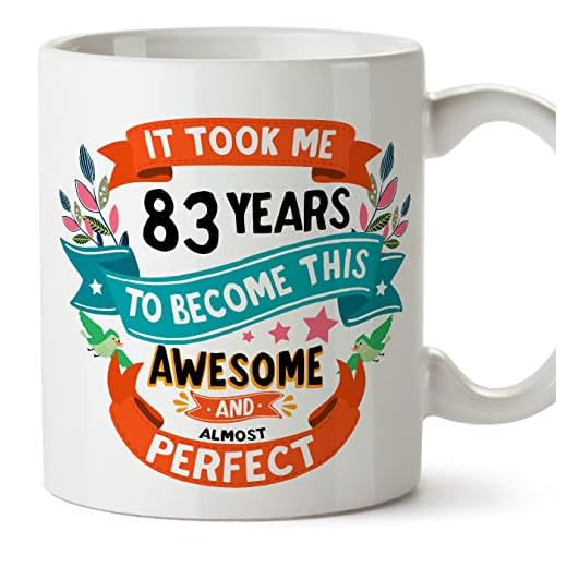 MUGFFINS Tazas 83 Cumpleaños - En Inglés - It took me 83 years to become perfect - 11 oz - Regalo original y divertido