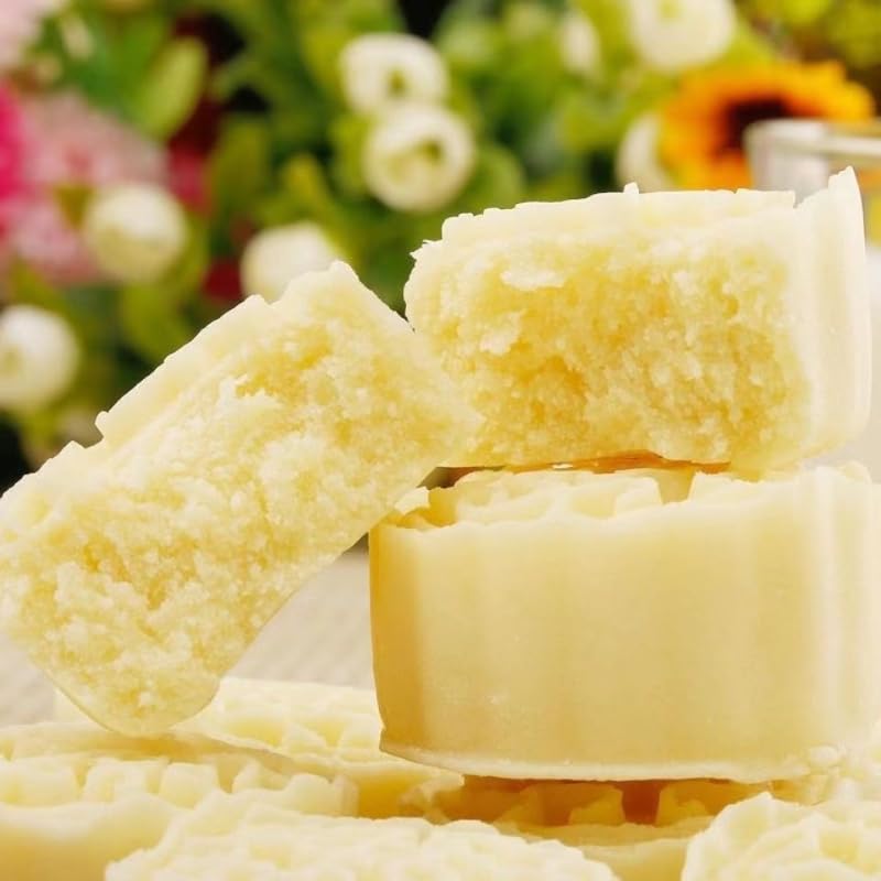 Milk moon cake, cheese moon cake, Chinese moon cake, Mid-Autumn Festival moon cake gift package, instant fruit cake, milk sugar, healthy Dim sum,