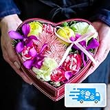 【鮮度そのまま】[総理大臣賞受賞デザイナー監修] 真っ赤なレザー素材のハート型ボックスフラワー (イエロー&ピンク) (残暑見舞い/敬老の日/ギフト/ラッピングしてお届け/お誕生日/結婚記念日/お祝い) [秦野市の花屋 フローリストせきど]