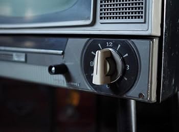 SANYO ブラウン管テレビ ちょっとレトロ Amazon.co.jp: 昭和レトロな「SANYO」ブラウン管テレビ オブジェ
