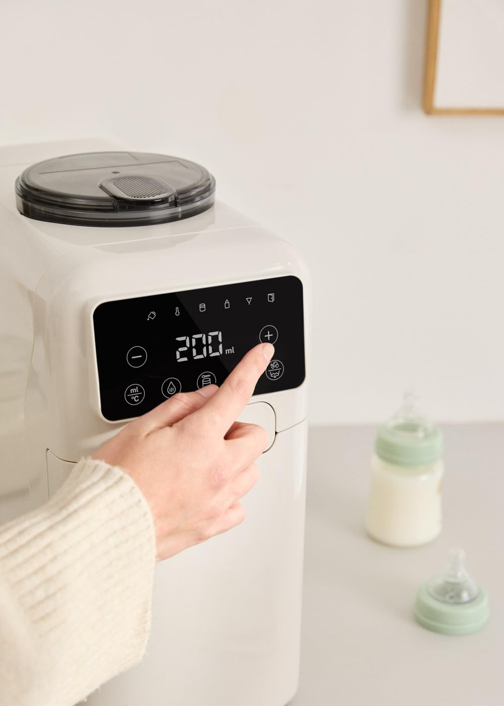 CREATE/BABY THERA MATIC/Preparador de biberones automático con dosificador de fórmula blanco roto/Temperatura y dosificación ajustables, diferentes alturas de biberón, autolimpieza, 1350W