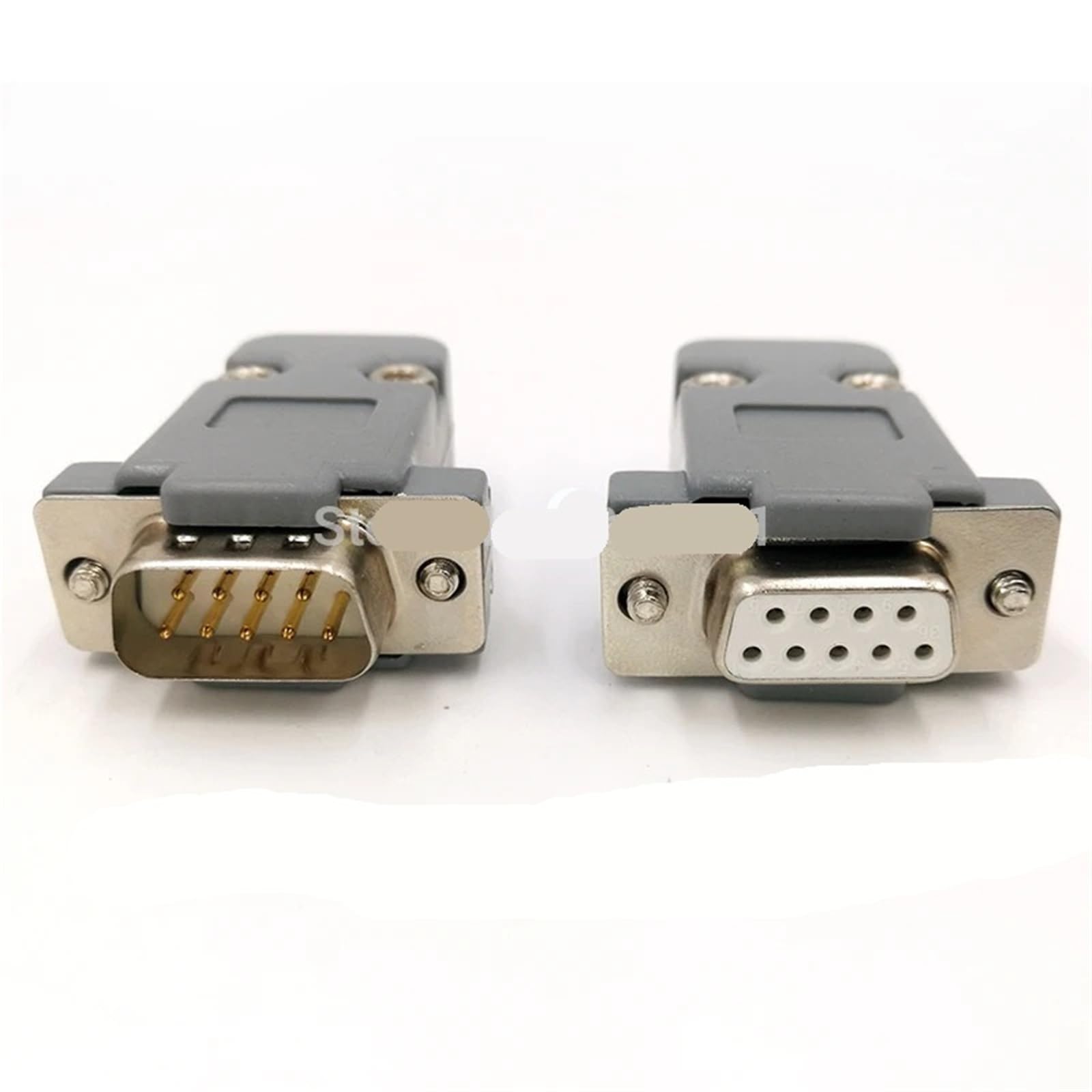 Connecteur DB9 femelle 9 broches pour réparer un câble de programmation RS232