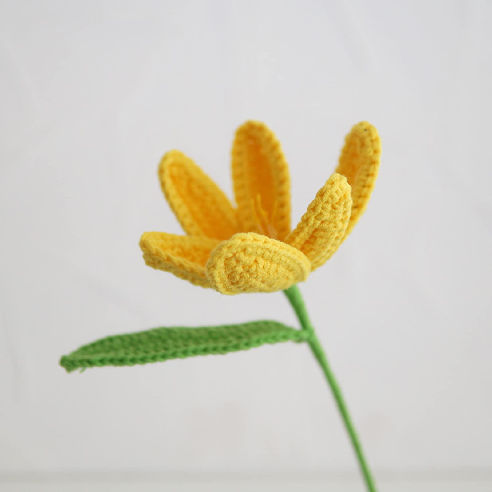 Tsophreniq Artificial Crochet Flower Handwoven Day Present Decoration for Children Girl Boys Bedroom Decoration Handwoven Flower