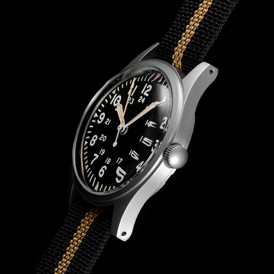 RDUNAE Relojes militares para hombre 34.5mm Reloj de cuarzo Super 2035 Movimiento Luminoso Retro Reloj para hombre con correa de nailon resistente al agua hasta 50 m