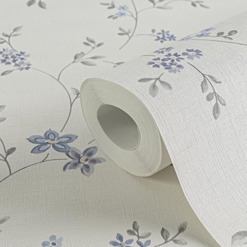 A.S. Création Maison Charme Vliestapete mit floralem Muster 0,53 x 10,05 m – Creme, Grau, Blau – Blumentapete im Landhausstil Made in Germany – 390713