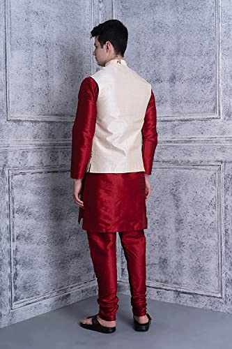 Image of Uri and MacKenzie Men's Silk Blend Kurta Pyjama with Stylish Embroidered Ethnic Jacket
